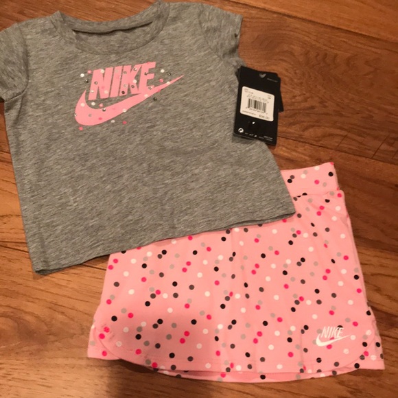 Nike Other - Nike Baby 2-Piece Set. NWT